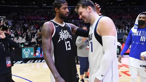 《巅峰对决：公牛VS篮网，NBA经典战役深度解析！》